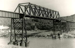 The centre span of Flatts bridge